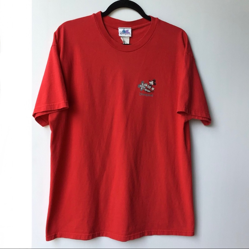 Disneyland Resort Red T-Shirt Unisex Size L.